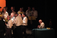 Nvel_an_2019_ensemble_091