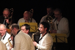 Nvel_an_2019_ensemble_098